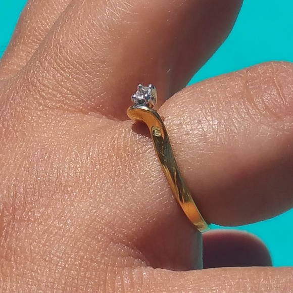 Ring - Picture 3 of 5